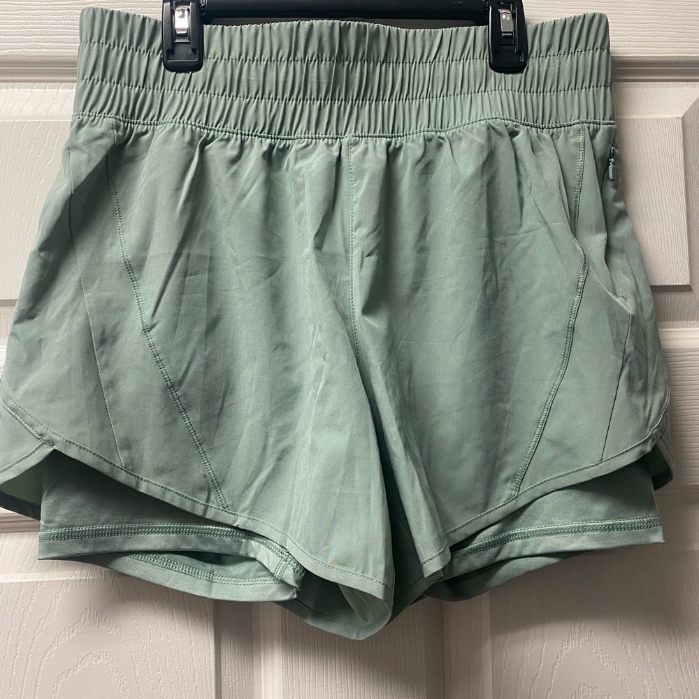 Women’s EUC Avis Running Shorts, 4-6